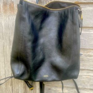 Gorgeous soft leather! Excellent shape.